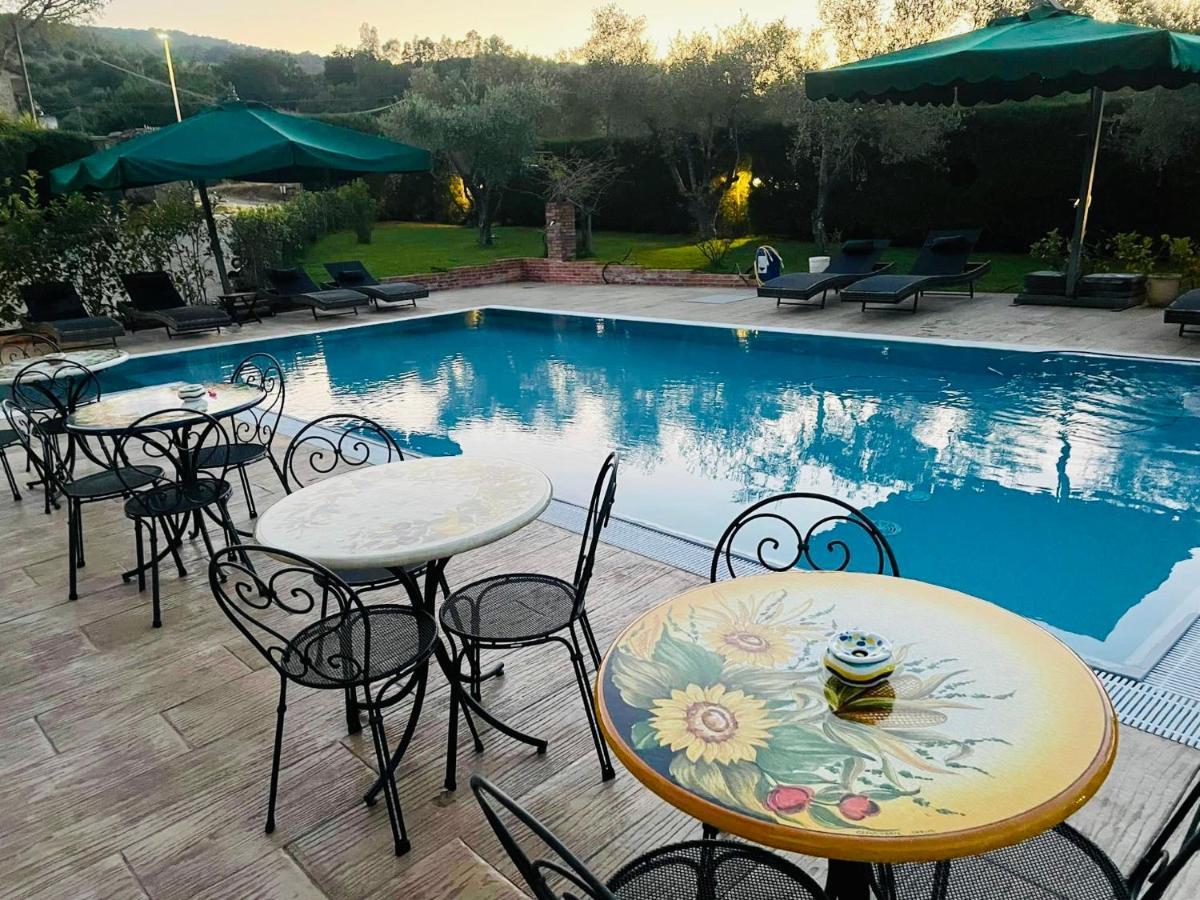 Casa Vacanze Il Cenito Castellabate Eksteriør billede