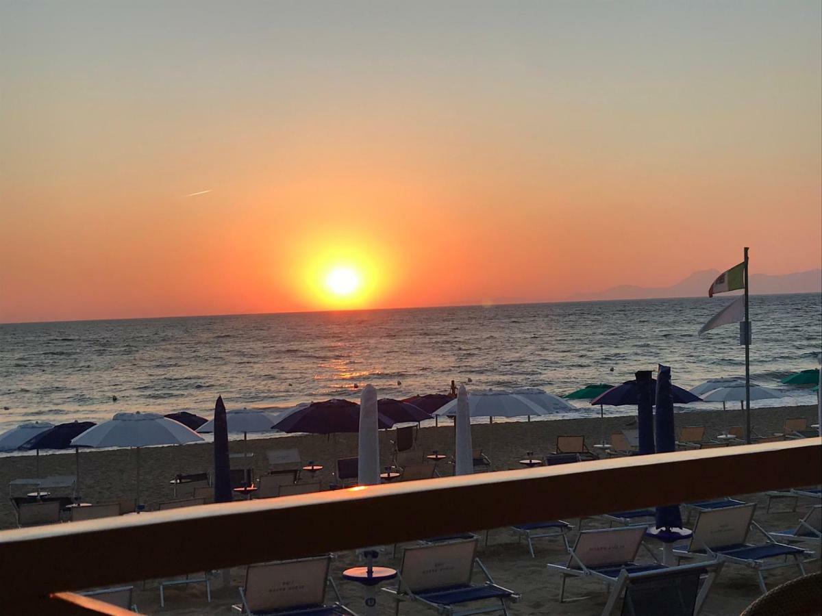 Casa Vacanze Il Cenito Castellabate Eksteriør billede